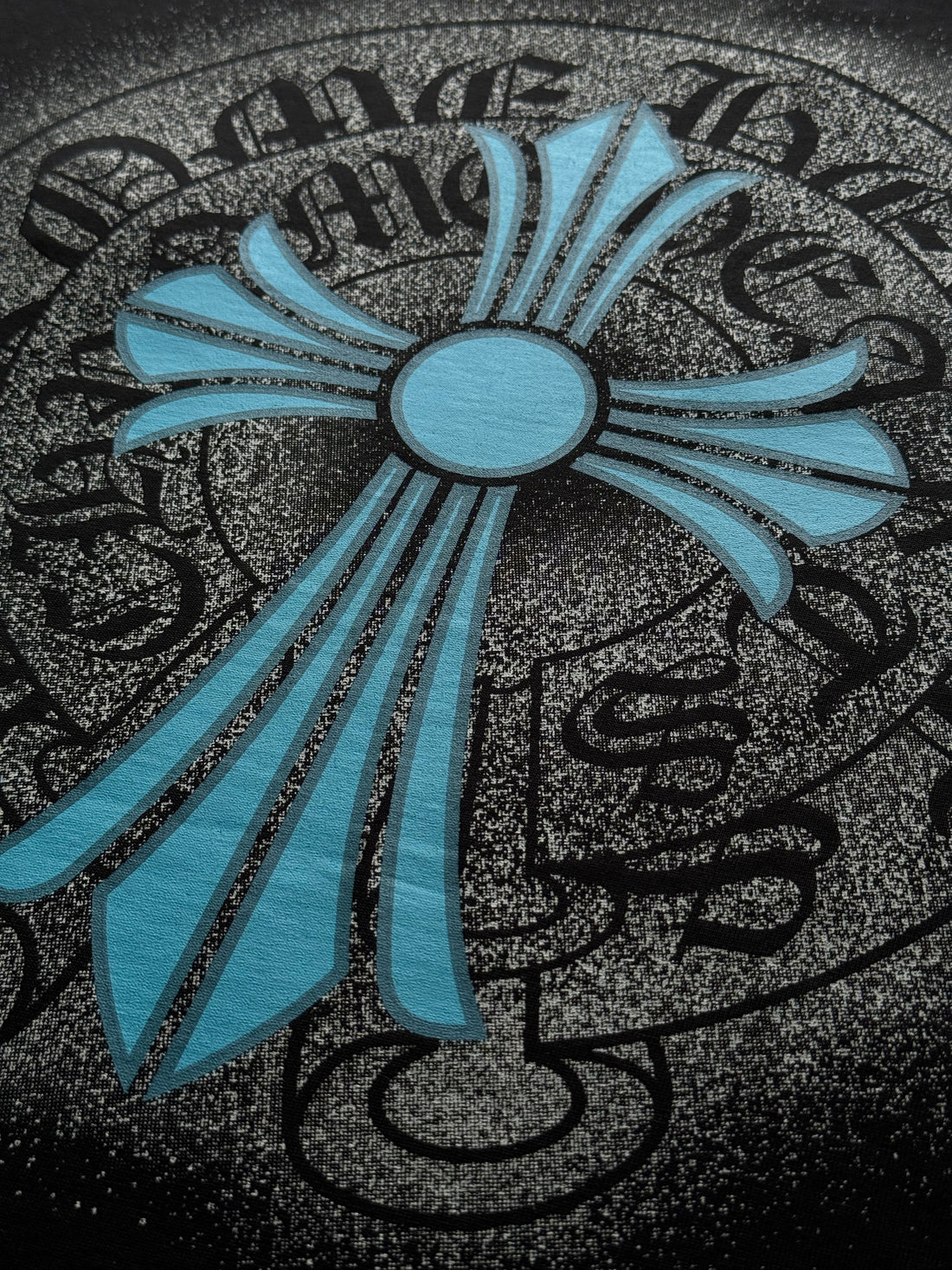 PLAYERA CORAZONES CROMADOS SEA