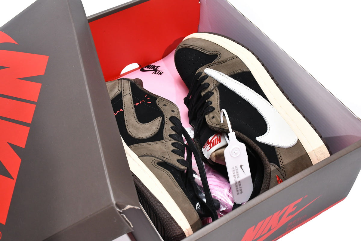 Jordan 1 Retro Low OG SP Travis Scott Mocha