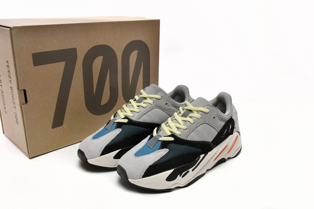 Yeezy 700