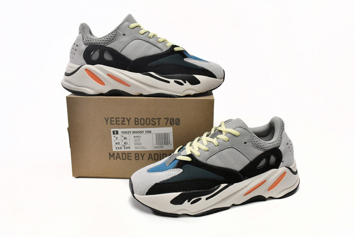 Yeezy 700