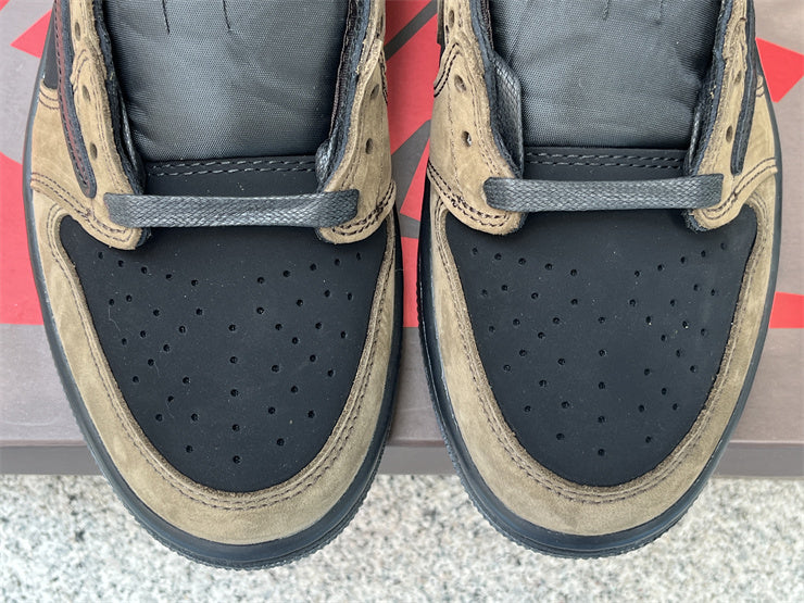 Travis Scott x Air Jordan 1 Low OG "Velvet Brown"