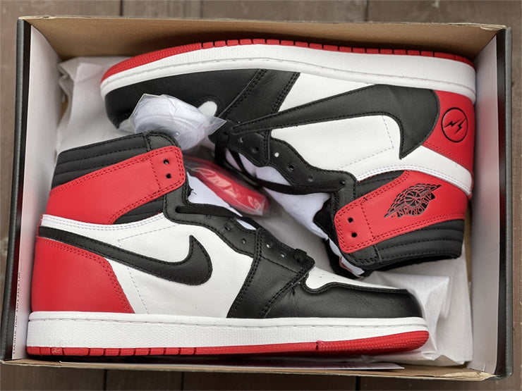 Nike Air Jordan 1 Retro High OG W Satin Black Toe Red