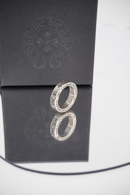Anillo Corazones Cromados