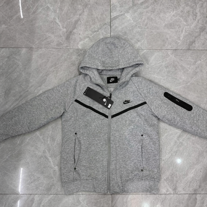 NIKE TECH HOODIE