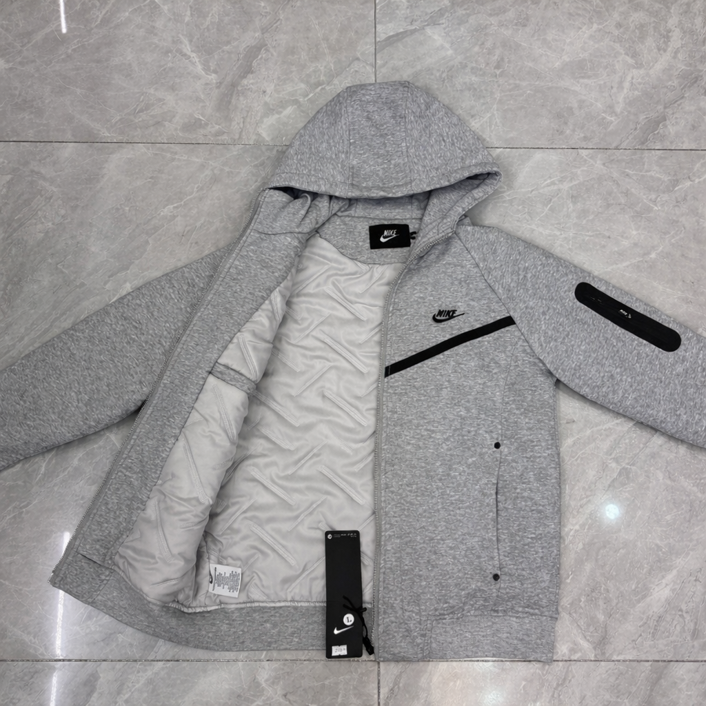NIKE TECH HOODIE