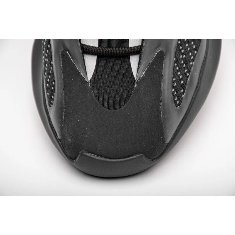 Yeezy 700 V3 “Alvah”Real Boost