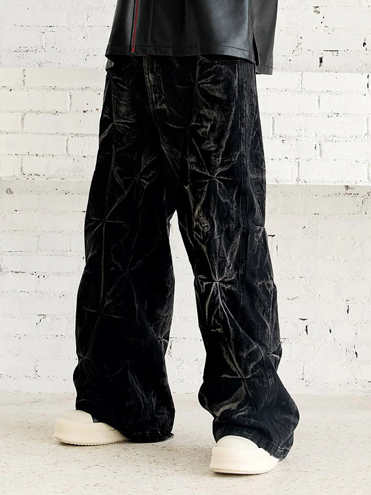 Heavy Washed Distressed Pleated Baggy Jeans