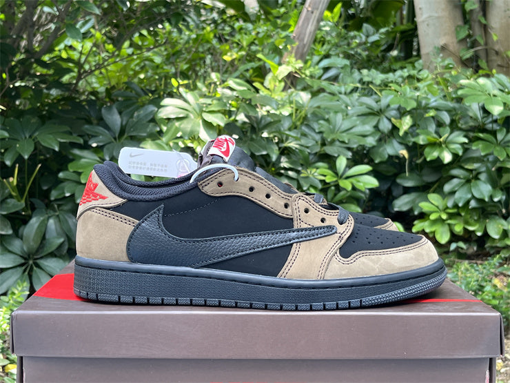 Travis Scott x Air Jordan 1 Low OG "Velvet Brown"
